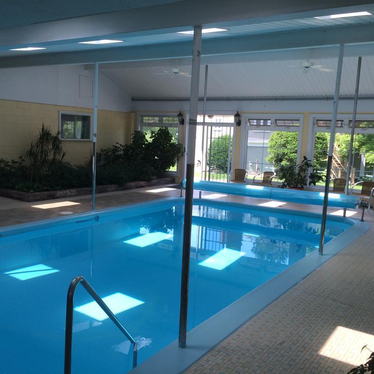 Evangeline Inn & Motel Grand-Pre Екстер'єр фото