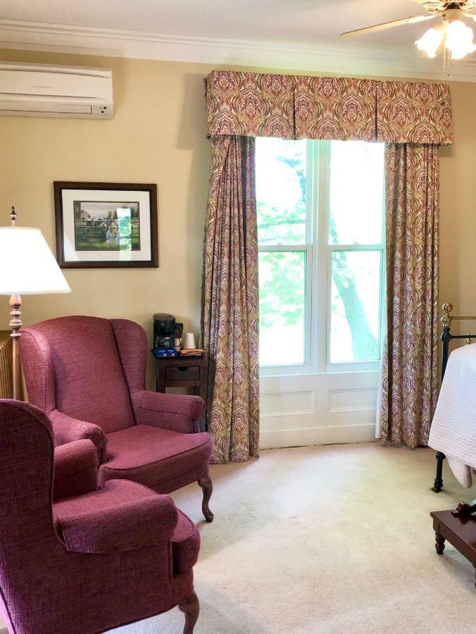Evangeline Inn & Motel Grand-Pre Екстер'єр фото